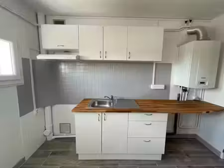 location appartement 3 pièces à libourne (33500)  730 €