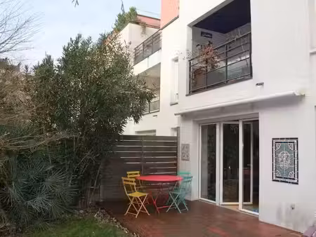 location meublée appartement 1 pièce 108 m² à saint-denis (93200)  800 €