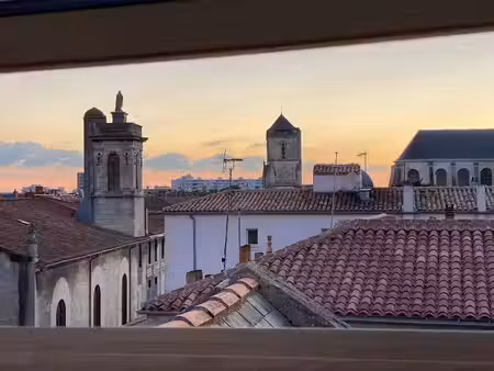 location meublée appartement 1 pièce 35 m² à la rochelle (17000)  850 €