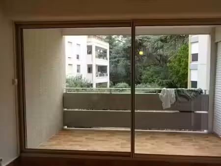 location appartement 2 pièces 45 m² à montpellier (34000)  880 €