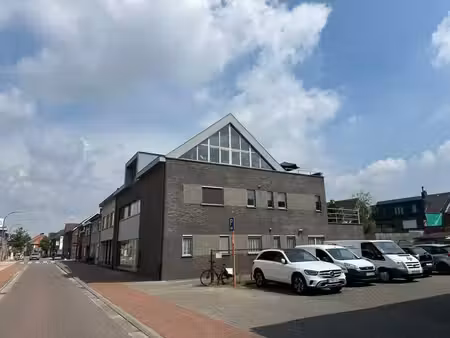 lumineux appartement meublé près du port d'anvers