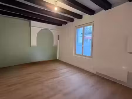 location appartement 1 pièce 24 m² à tours (37000)  547 €