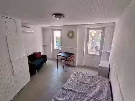 location meublée appartement 1 pièce 21 m² à marseille 2ème (13002)  630 €