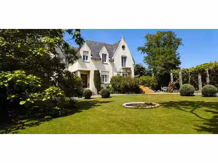 propriété en bord de mer avec jardin ville close-centre ville - concarneau (29)