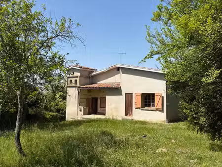 maison à rénover avec vue sur la plaine