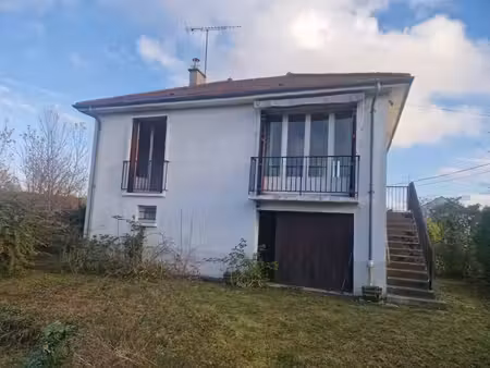 charmante maison sur sous sol avec terrain 