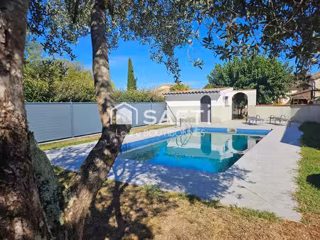 maison de caractère – 165 m² – 5 chambres – piscine – commerces à pied