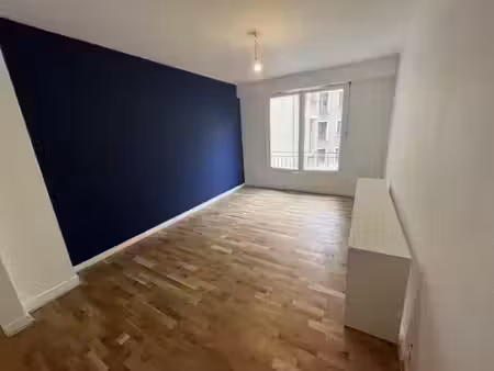 location appartement 2 pièces 38 m² à paris 16ème (75016)  1 250 €