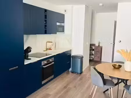 location meublée appartement 2 pièces 44 m² à romainville (93230)  1 150 €