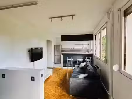 location meublée appartement 1 pièce 34 m² à rueil-malmaison (92500)  950 €