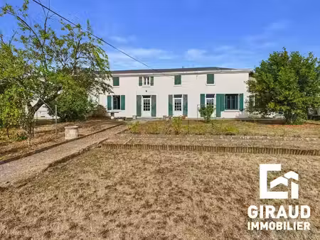 vente ferme 6 pièces 108.44 m² à fontenay-le-comte (85200)  196 500 €