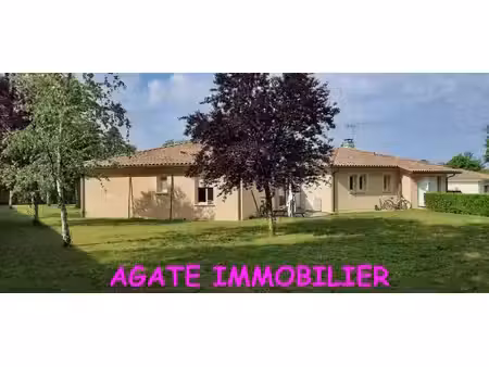 maison a louer 140m² 5 pieces a noaillan 33730
