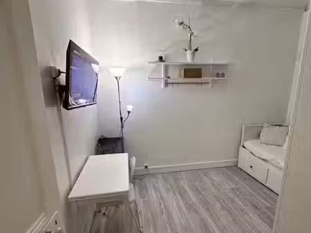 location meublée appartement 1 pièce 17 m² à boulogne-billancourt (92100)  940 €
