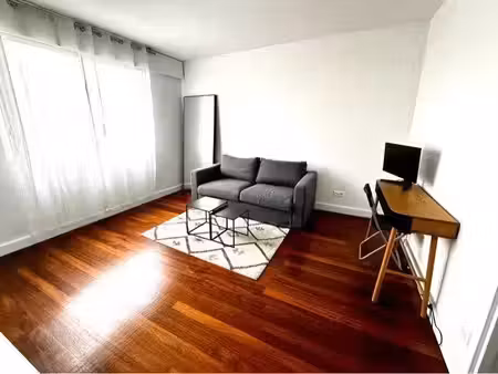 location meublée appartement 1 pièce 28 m² à levallois-perret (92300)  1 200 €