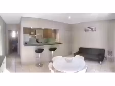 location meublée maison 3 pièces 52 m² à grasse (06130)  1 150 €