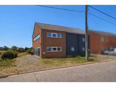 charmante maison 2 chambres avec jardin