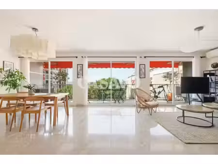 vente appartement 4 pièces de 121m² - 13100 aix-en-provence