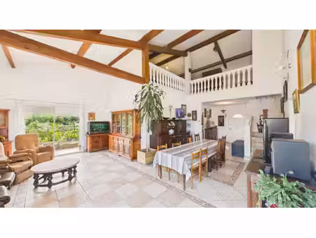 en exclusivite sur montauban au calme et sans vis a vis maison de 200m² sur un terrain de 