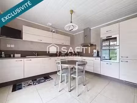 vente maison à saint-andré-de-la-marche (49450) : à vendre / 104m² saint-andré-de-la-march