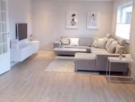 vente appartement 4 pièces à la rochelle (17000) : à vendre 4 pièces / 93m² la rochelle