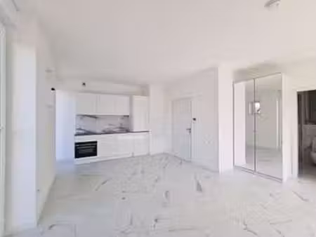 location appartement 2 pièces à la baule-escoublac (44500) : à louer 2 pièces / 77m² la ba