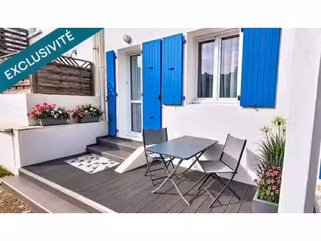 studio à 50m de la plage du rocher