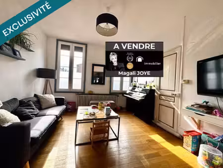 maison de ville avec garage à 10mn de la gare et du centre