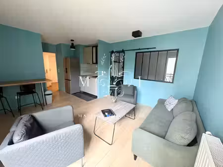 2 pieces 39m2 - refait à neuf - meublé à louer