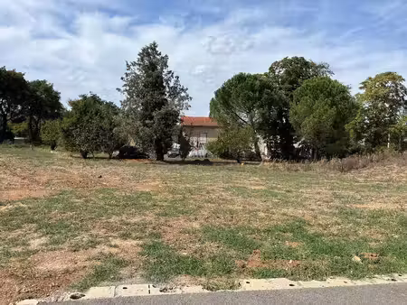 terrain constructible viabilisé à vendre
