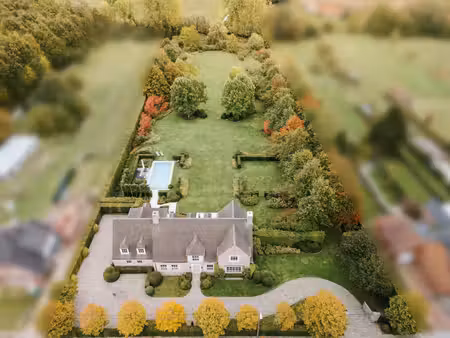 klassevolle villa in het landelijke maarkedal