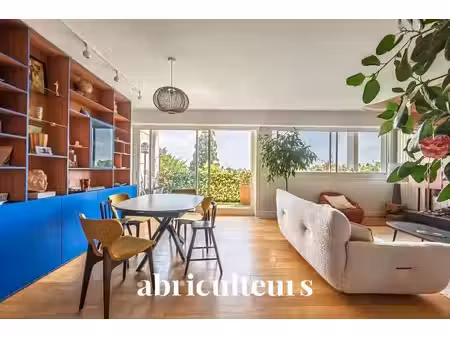 appartement familial 109 m² – dernier étage – balcon-terrasse – vue dégagée - garches