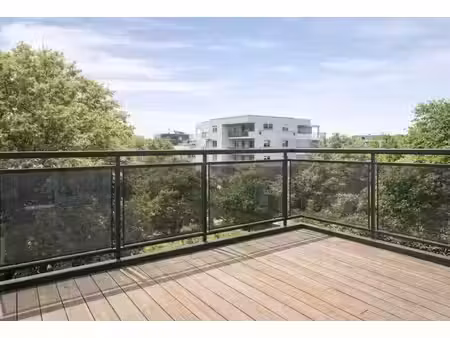 5 pieces en etage avec grand balcon
