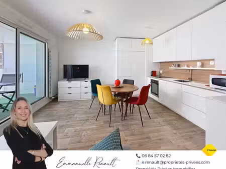 sarzeau · appartement t2 de 43 m² avec balcon et parking couvert  à 1 km du golfe et 300m 