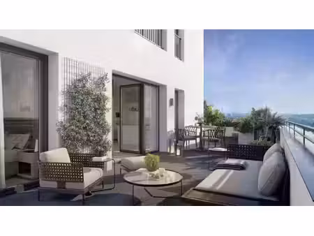 4 pieces traversant avec terrasses