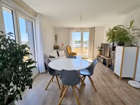 location appartement 2 pièces 49m² compiegne 60200
