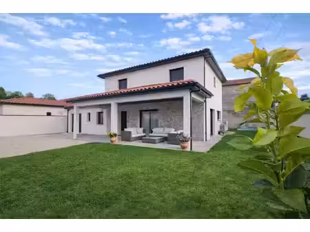 maison neuve 132m2 - 4 chambres - piscine