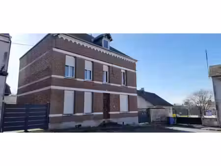 vente maison 8 pièces 205 m² à hirson (02500)  90 990 €