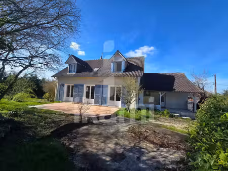 chabris  maison familiale de 160 m2 sur terrain 2 500 m2