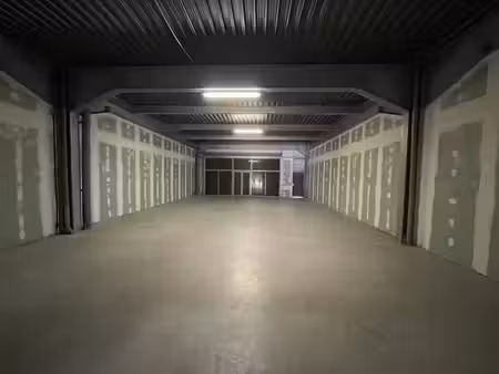 location locaux professionnels 1 pièce 175 m² à baie mahault (97122)  3 150 €