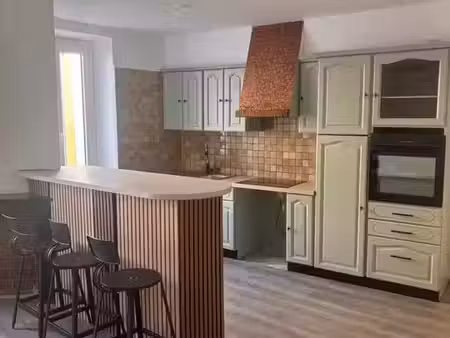 location appartement 3 pièces 56 m² à alès (30100)