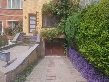quartier floride belle maison familiale avec jardin + garage