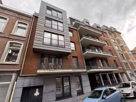 appartement à louer à rue dewez 27 namur (vbe61557)