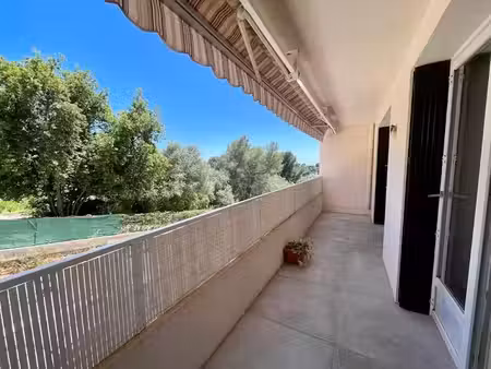 vente appartement 4 pièces 82 m² à toulon (83000)  240 000 €