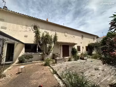 aytré centre-ville – maison 141 m² à rénover – 3 chambres – jardin piscinable – sans frais