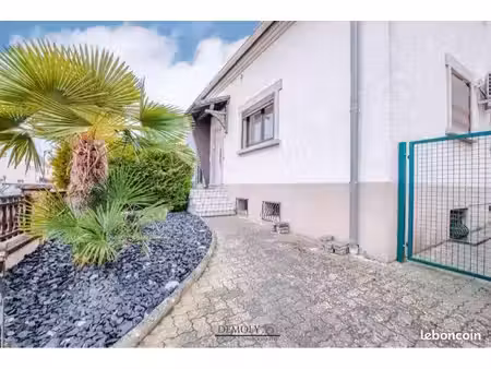 maison 79m2 jardin garage climatisation