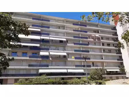 t3 meublé idéal 2 étudiants à caluire limitrophe lyon  villeurbanne