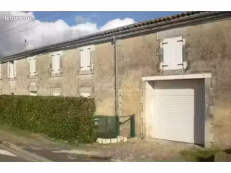 appartement t4 à louer à saint aubin de blaye – non meublé