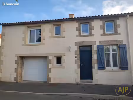 maison 4 pièces 77 m²