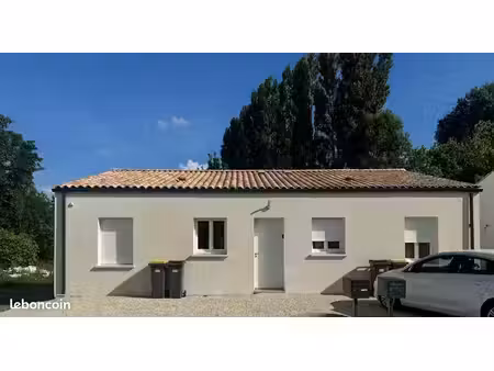 maison neuve avec jardin