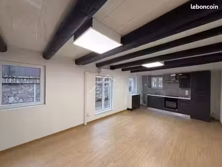 maison 3 pièces 55 m²
